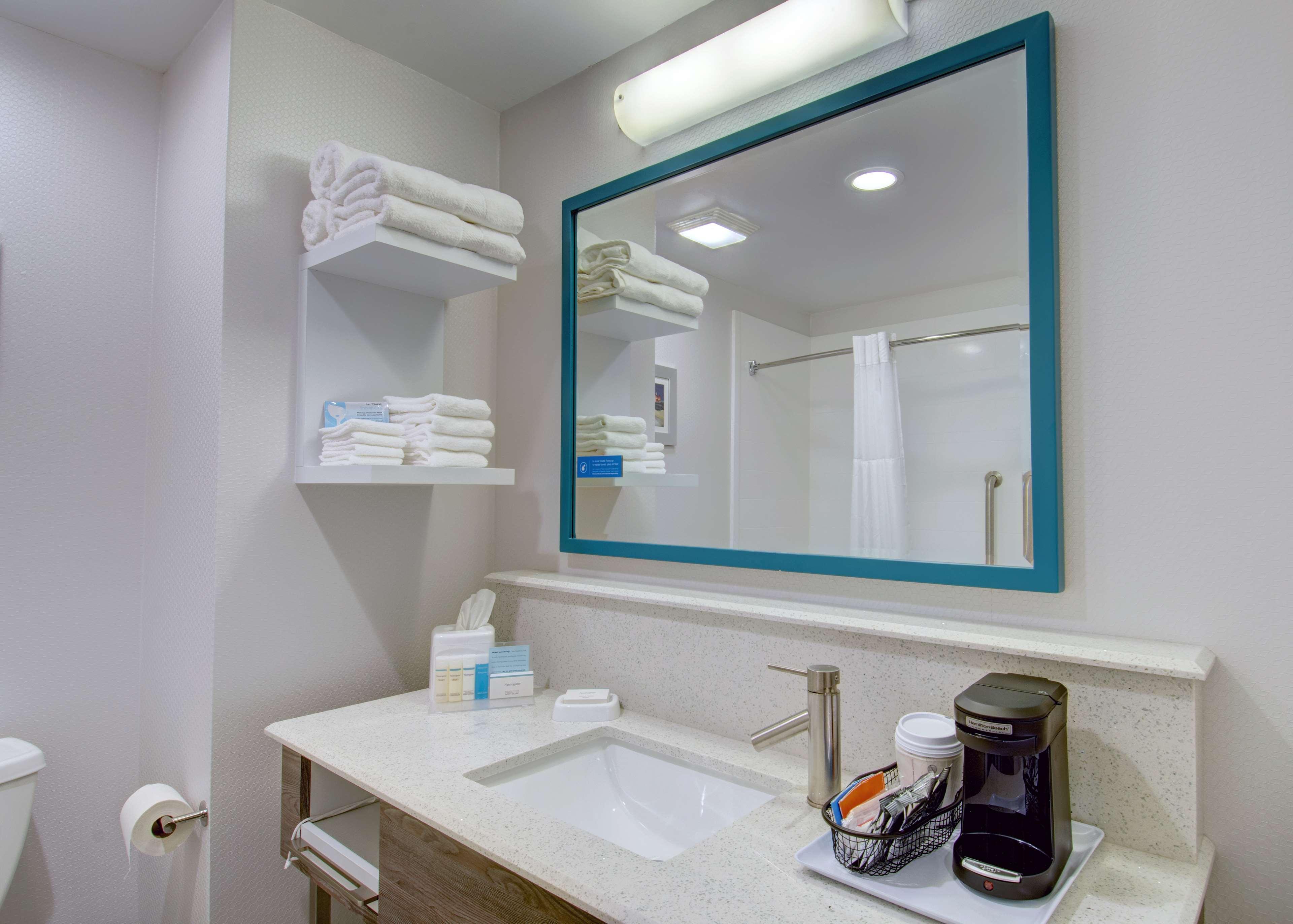 Hampton Inn & Suites Boston/Stoughton Ngoại thất bức ảnh