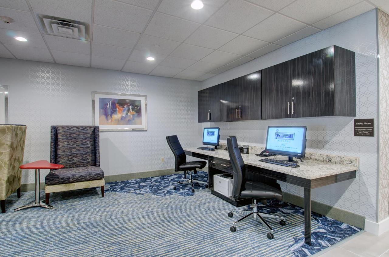 Hampton Inn & Suites Boston/Stoughton Ngoại thất bức ảnh